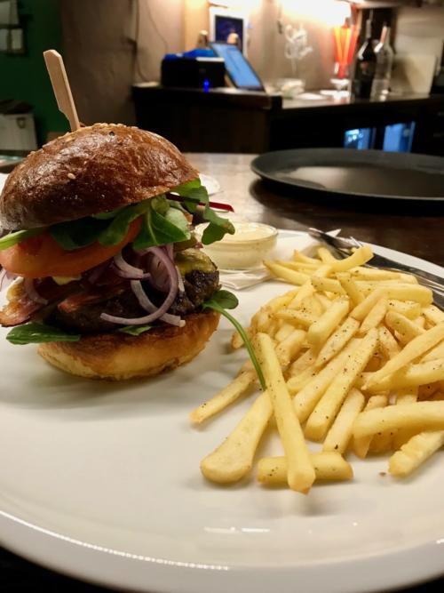 Burger and Fries at U Sajmona pod Hájkem 